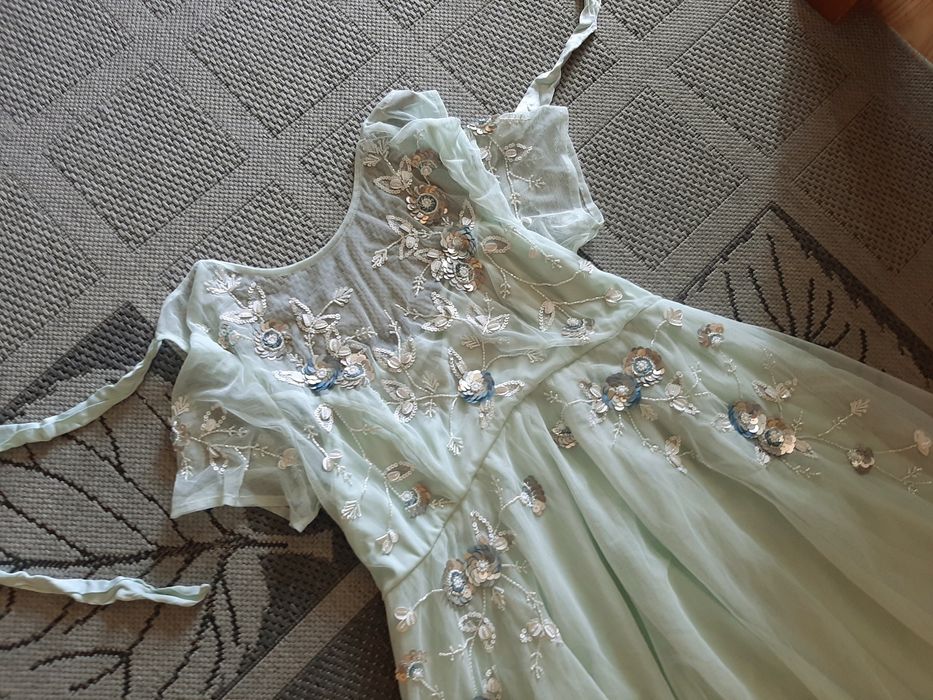 Asos sukienka L 40 tiul