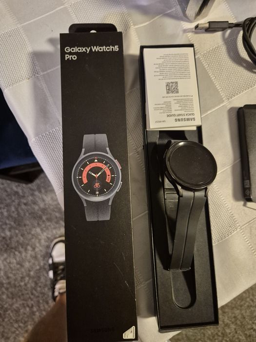 Samsung Galaxy watch 5 pro - stan odealny