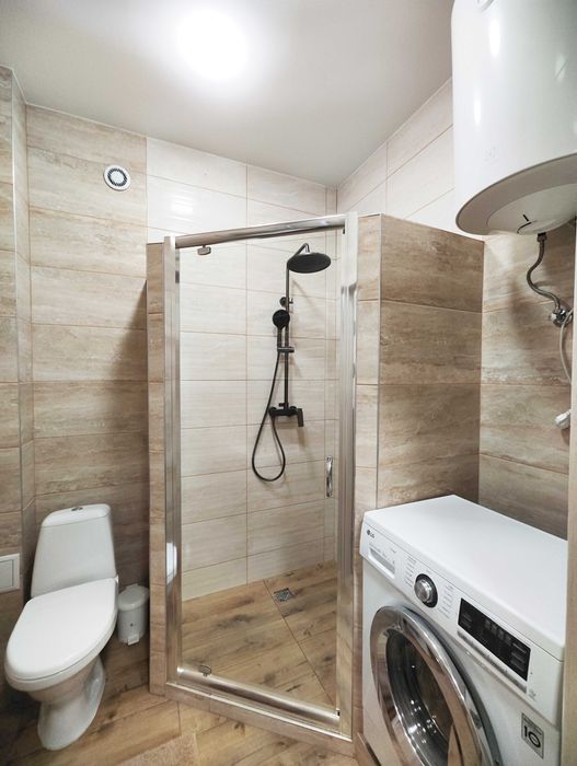 Продам 1 кімн. квартиру вул. С. Колоса буд 3  м. Васильківська  Ашан