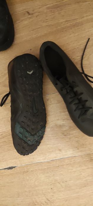 Witam mam na sprzedsaż buty piłkarskie odbiór osobisty