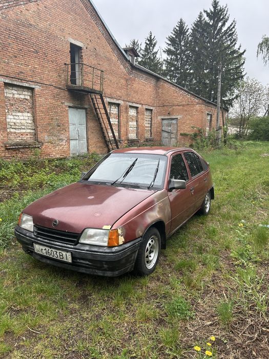 Opel Kadett 1.3 Бензин
