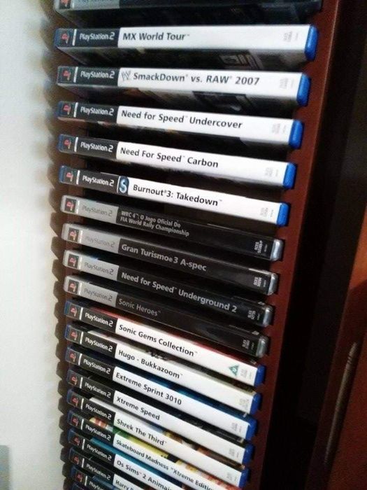 PS2 Games, PS1 Games + Guitar Hero Microphone + Game Shelf64750499882754122