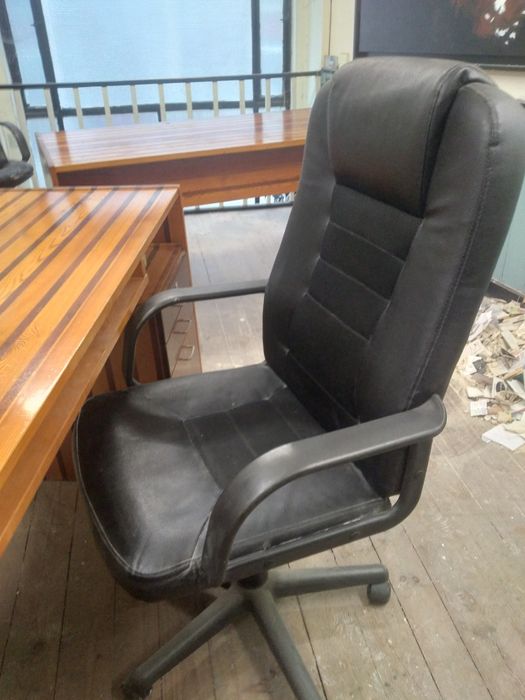 Office Desk in Riga64739699375363121