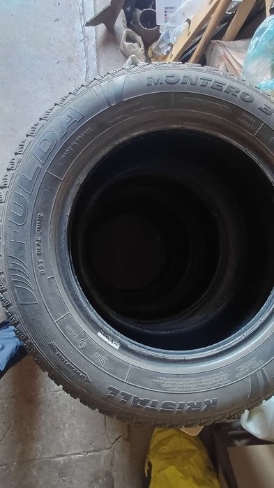 Продам Шини на докат або на запаску