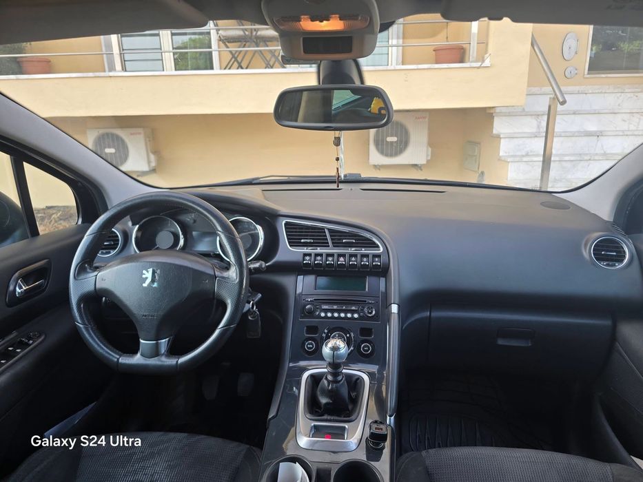 Carro Peugeot 3008