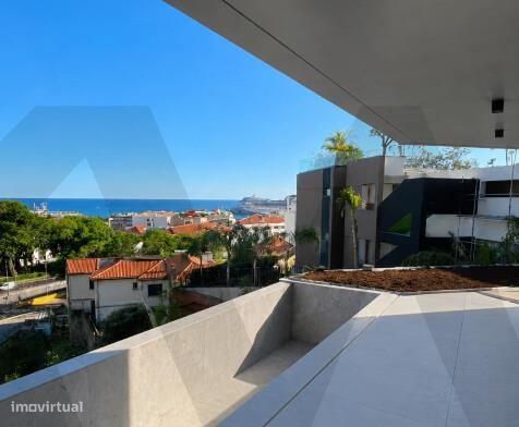 Apartamento Tipologia T2 | Piscina Privada | Vista Mar / Baía do Funch