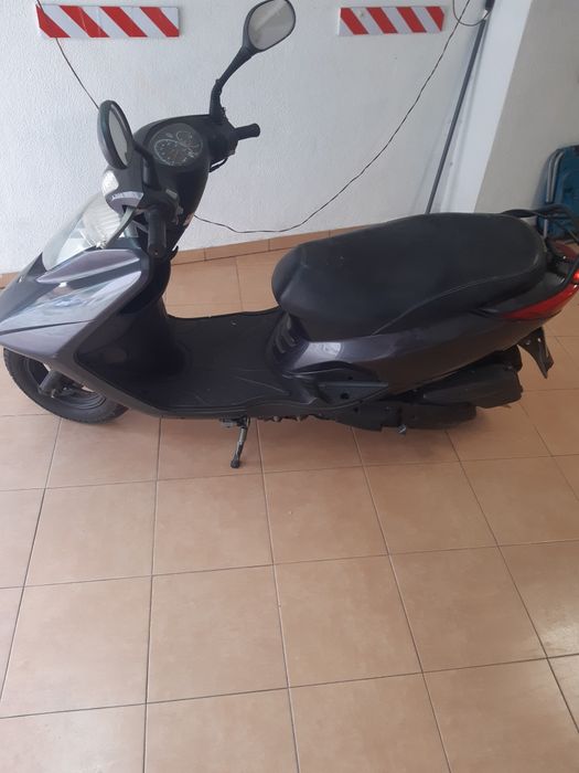 Vendo mota yamaha