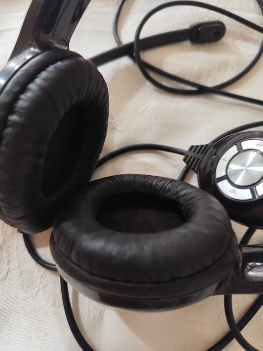 Phones para telemarketing com comando de som e mute