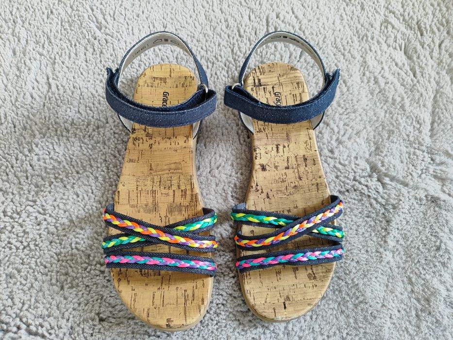 Sandałki granatowe z kolorowymi paskami Graceland r.35.