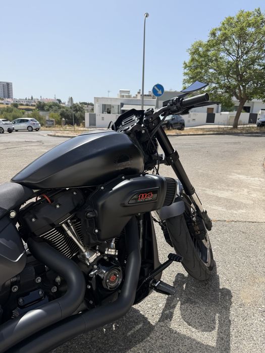 Harley Davidson 114 FXDR de 2020 - 4mil kms