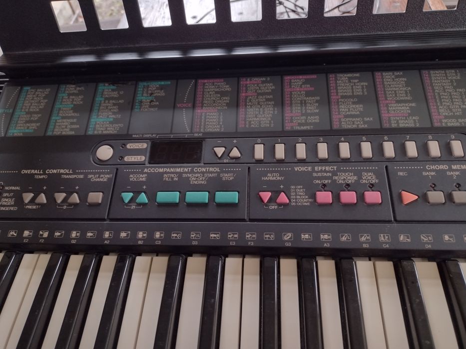 Keyboard yamaha z zasilaczem