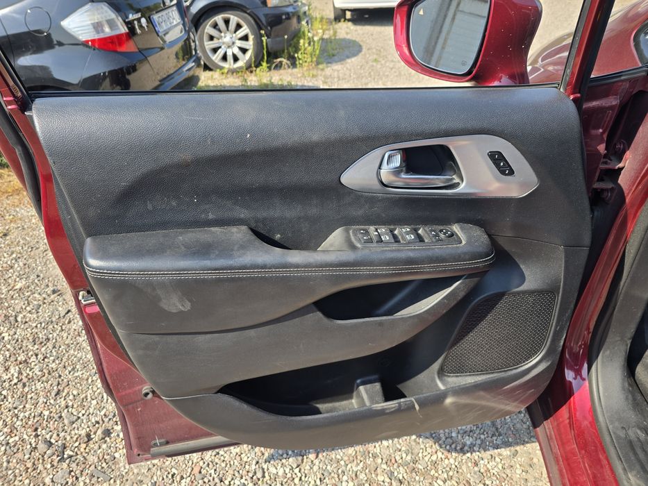 Chrysler Pacifica Limited S - Komplet Foteli Grzane Wentylowane