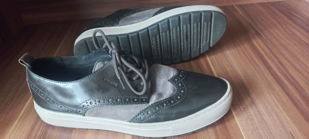 Buty damskie geox
