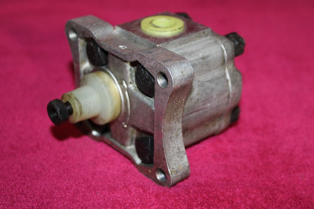 Pompa hydrauliczna typ bułgarski C027 X - NOWA X2