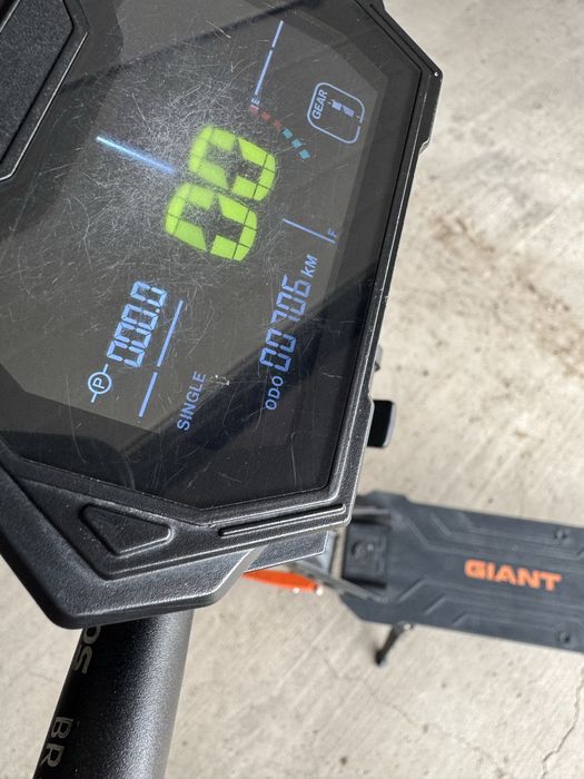Электросамокат-Giant Blade GT