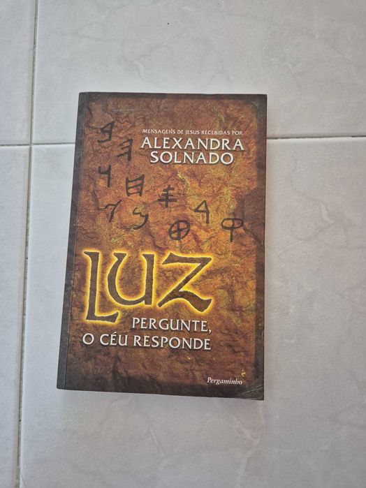 Mais Luz - Pergunte. O Céu Responde de Alexandra Solnado