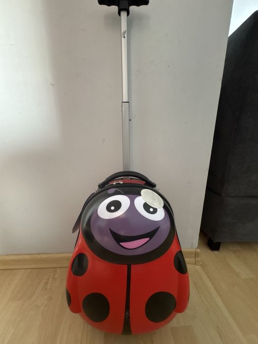 Sprzedam walizkę z plecaczkiem dla dziecka