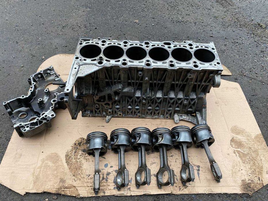 Блок M57N2 306D3 Двигун БМВ 3.0 Дизель Блок мотора Е60 Е70 Поршень