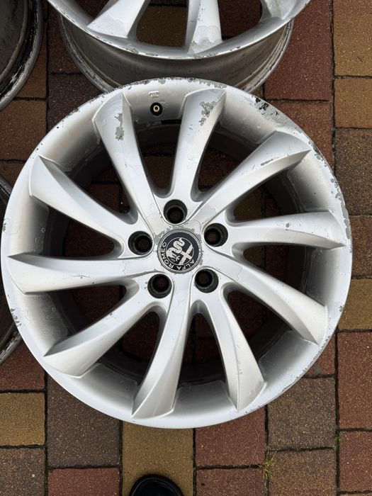 Felgi Alfa Romeo Sport 5x110 17r 7.5j et41