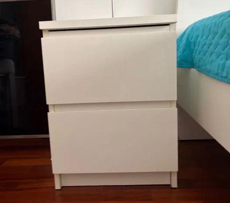 Mobília branca de quarto