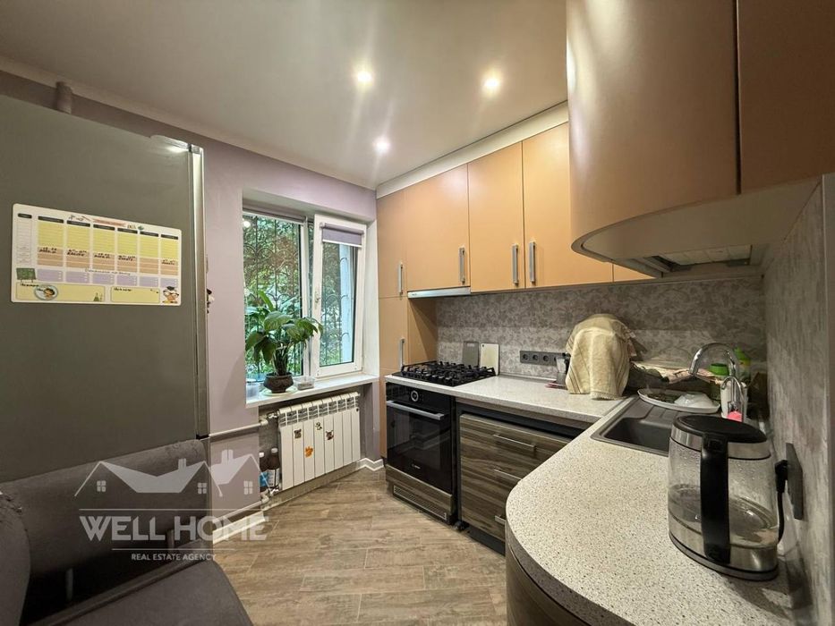 Продаж 2к квартири, вул. Перемишльська, 16, м. Київ