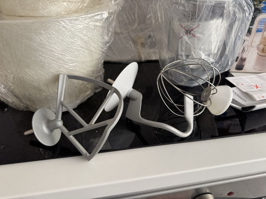 Batedeira Kenwood multifunções