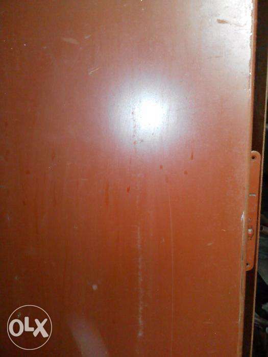 Сейф канцелярський металічний