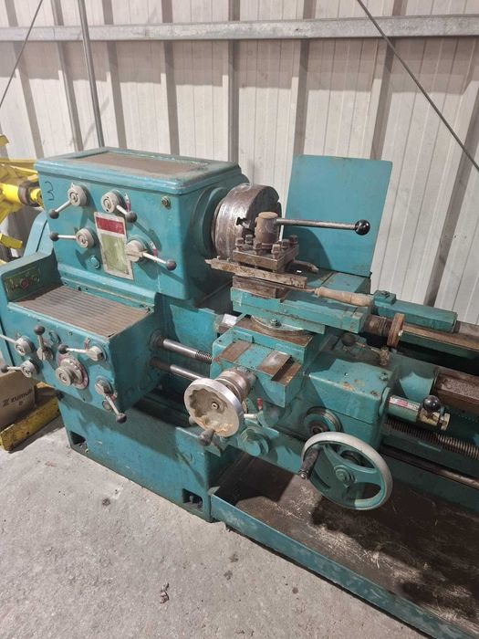 Máquina Torno mecânico