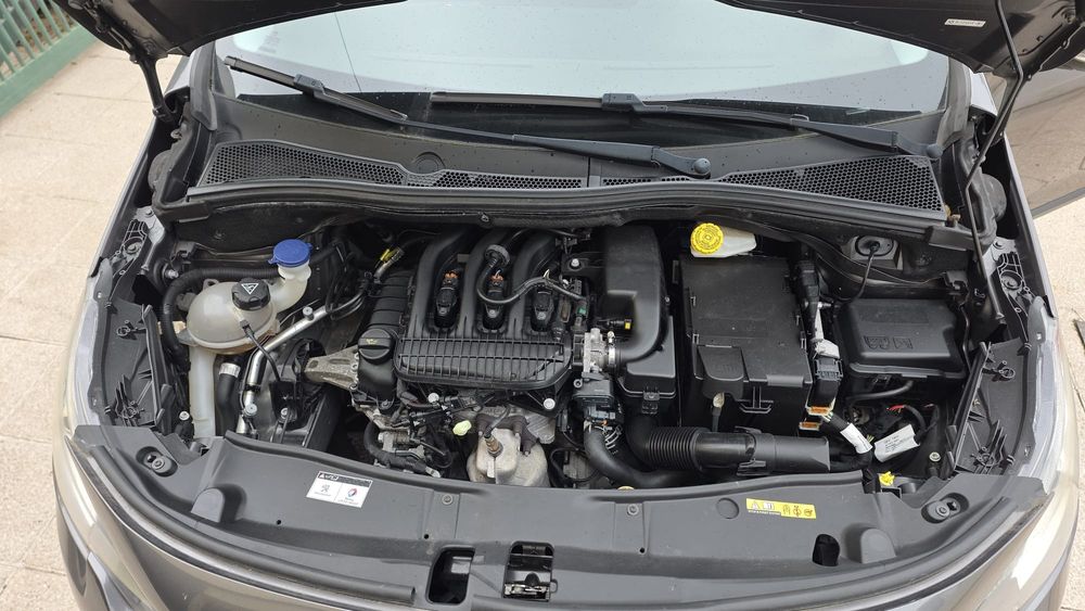 Peugeot 2008 1.2 gasolina