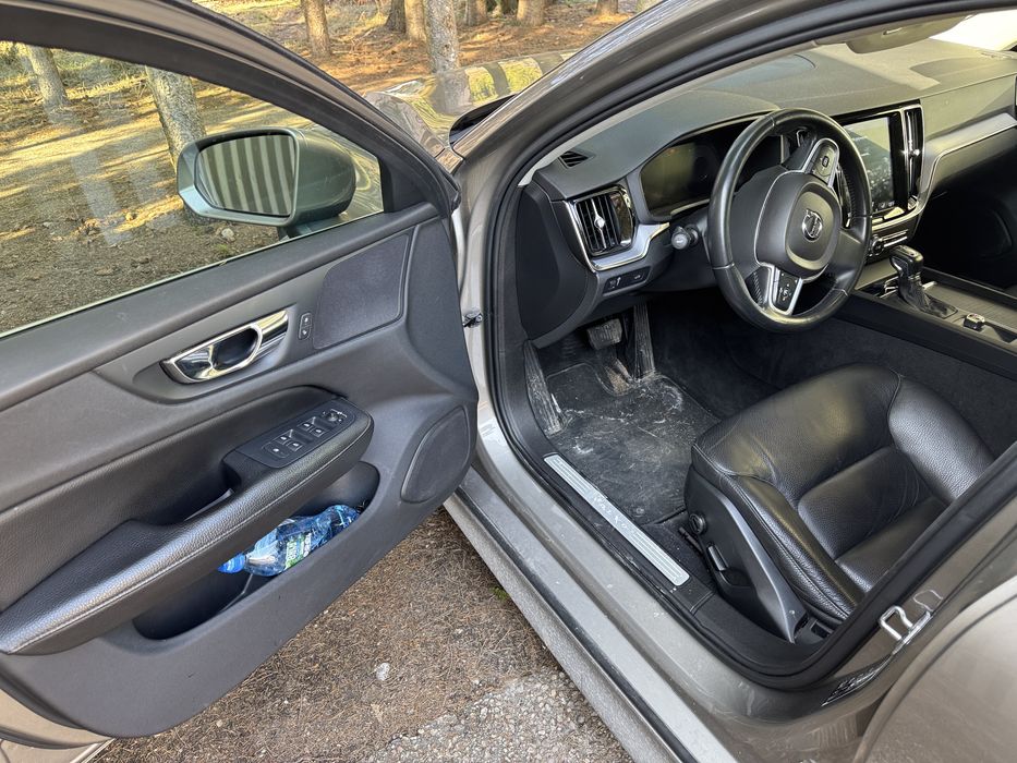 Volvo v60 d3 2020r