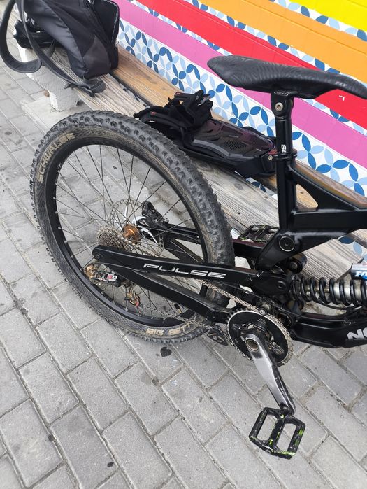 Bike de downhill aceito trocas