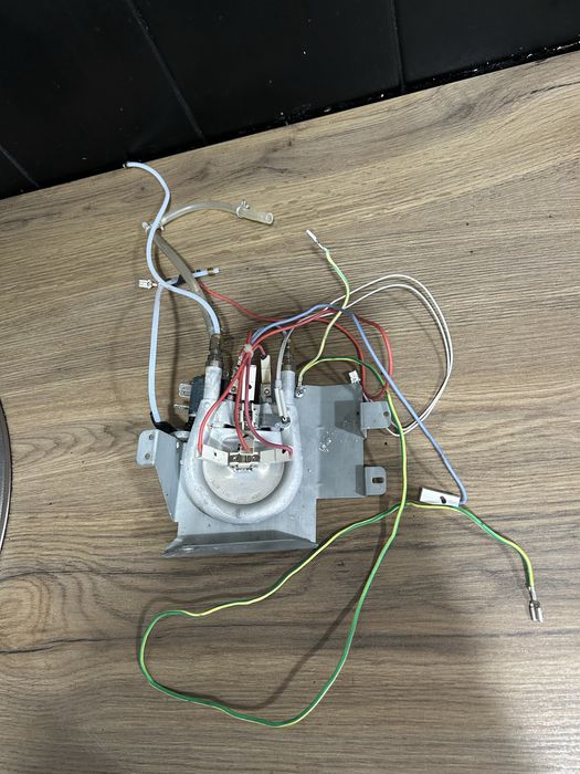 Delonghi grzałka pary
