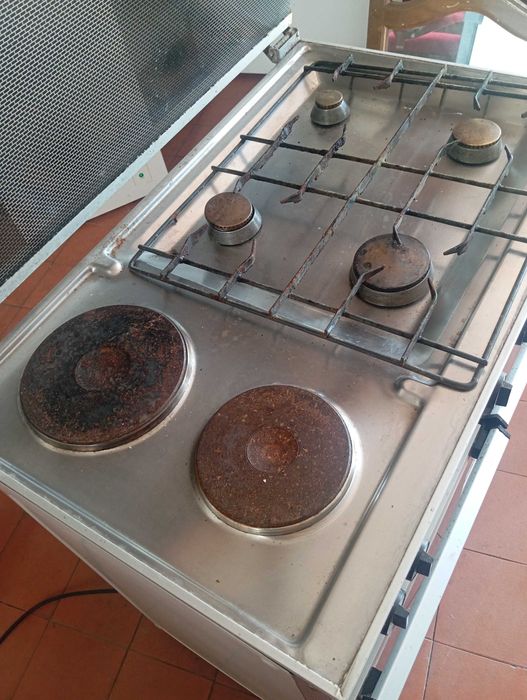 Fogão gás é elétrico 6 bocas