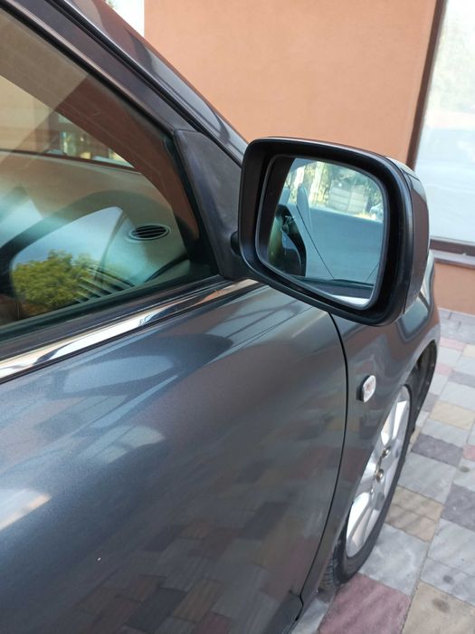 Зеркало праве тойота авенсіс т25 зі складанням