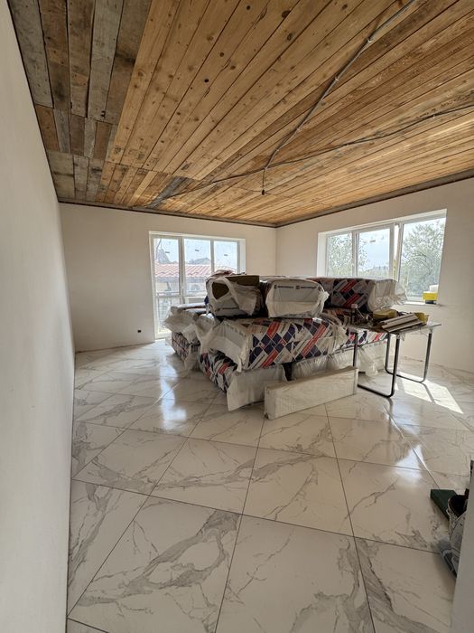 Будинок в Крихівцях з частковим ремонтом!!!