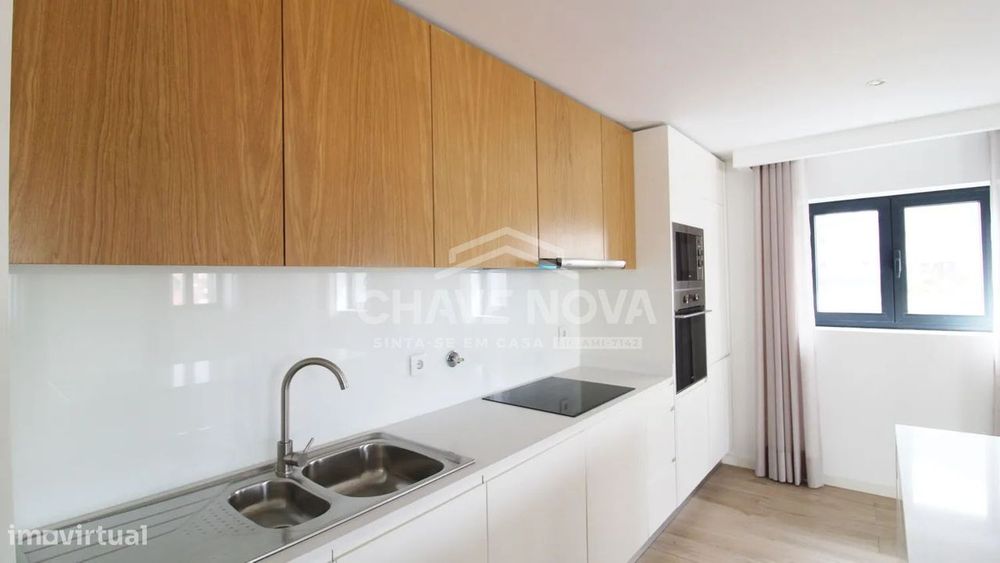 T2 Duplex Novo no Marquês – Porto — Cedofeita, Santo Ildefonso, Sé, Miragaia, São Nicolau E Vitória, Porto