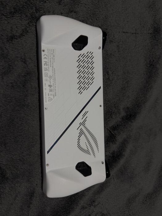 Rog Ally Nova RyzenZ1Extreme/500gb/16Ram +Mala+Capa