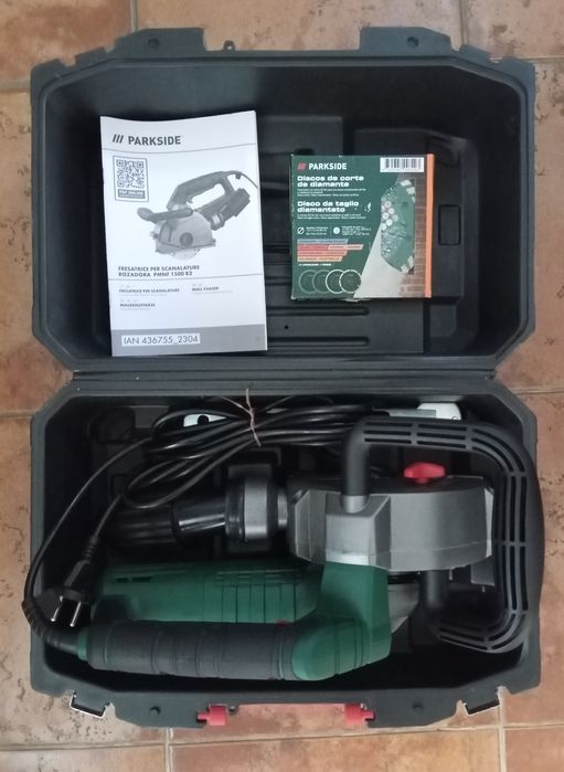 Máquina de abrir roços elétrica Parkside