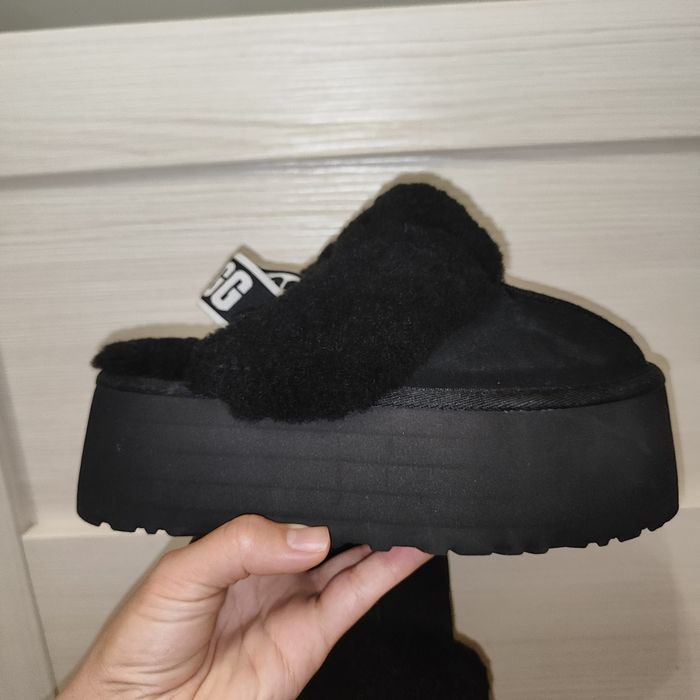 Капці UGG Funkette