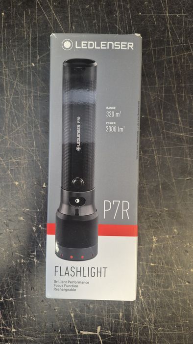 Latarka ledlenser p7r