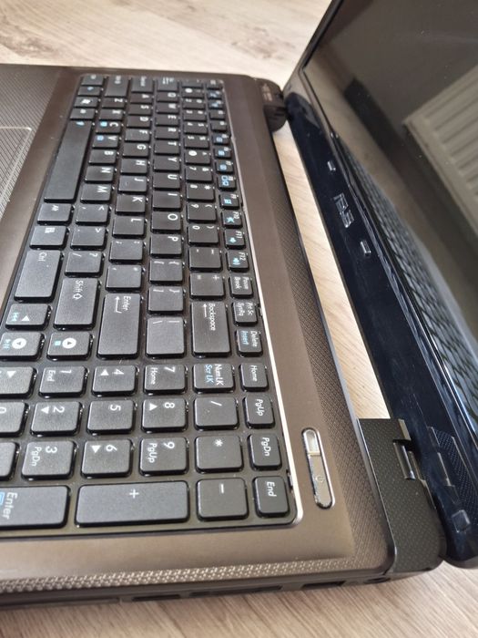 Asus X52J Stan igła