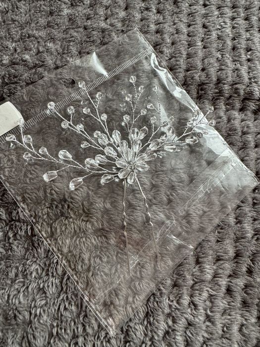 Прикраса для волосся вечірня весільна