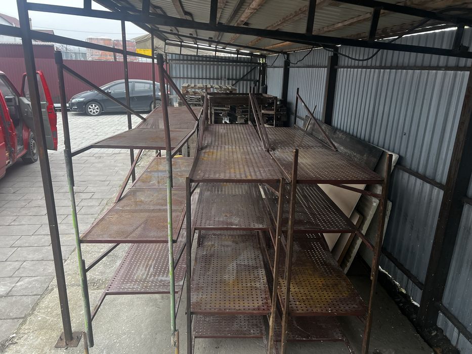 Стилажі металеві