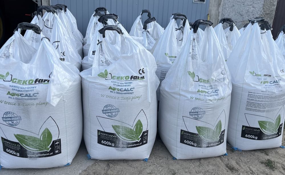 Wapno granulowane AgroCalc, magnezowe AgroMag, nawóz, kreda