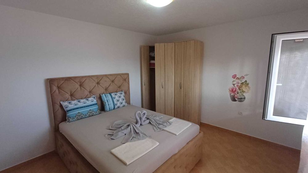 Бар. Зеленый пояс 3 улица. ЦЕЛЕБНЫЙ воздух. ЧУДО-вид! Рядом 2 квартиры