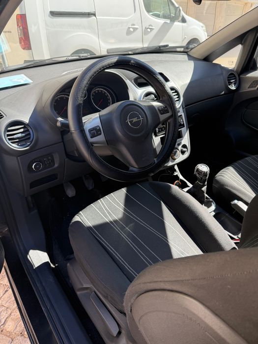 Carro - Opel Corsa