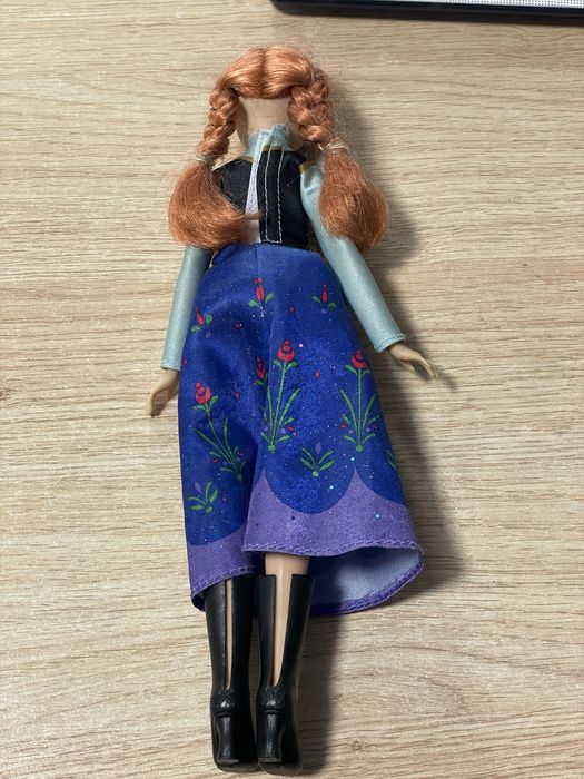 Лялька Анна з Холодного серця Disney Frozen