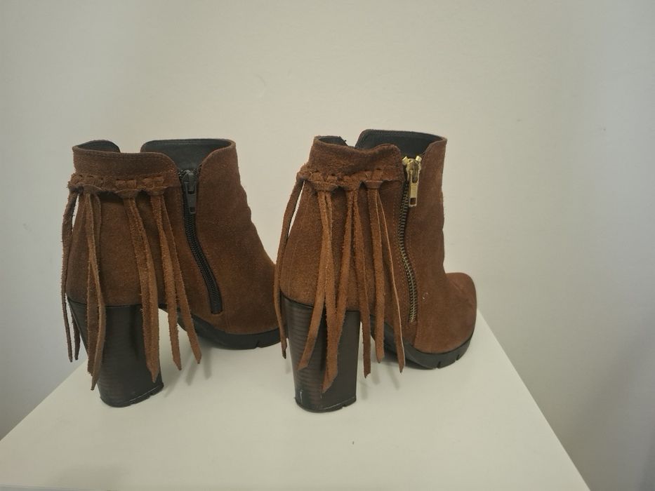 Botins 38 muito giros