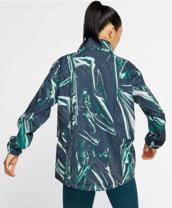 Бігова куртка Nike