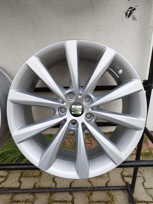 Felgi nowe DEMO 18" 5x112 et 30 8j Audi Mercedes VW Skoda Seat